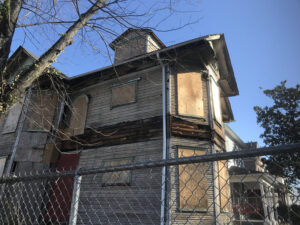 1220-Maple-View-Place-5